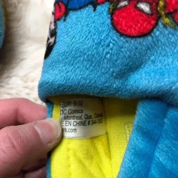 DC Super Friends Slippers  Size 9-10 - Picture 9 of 10